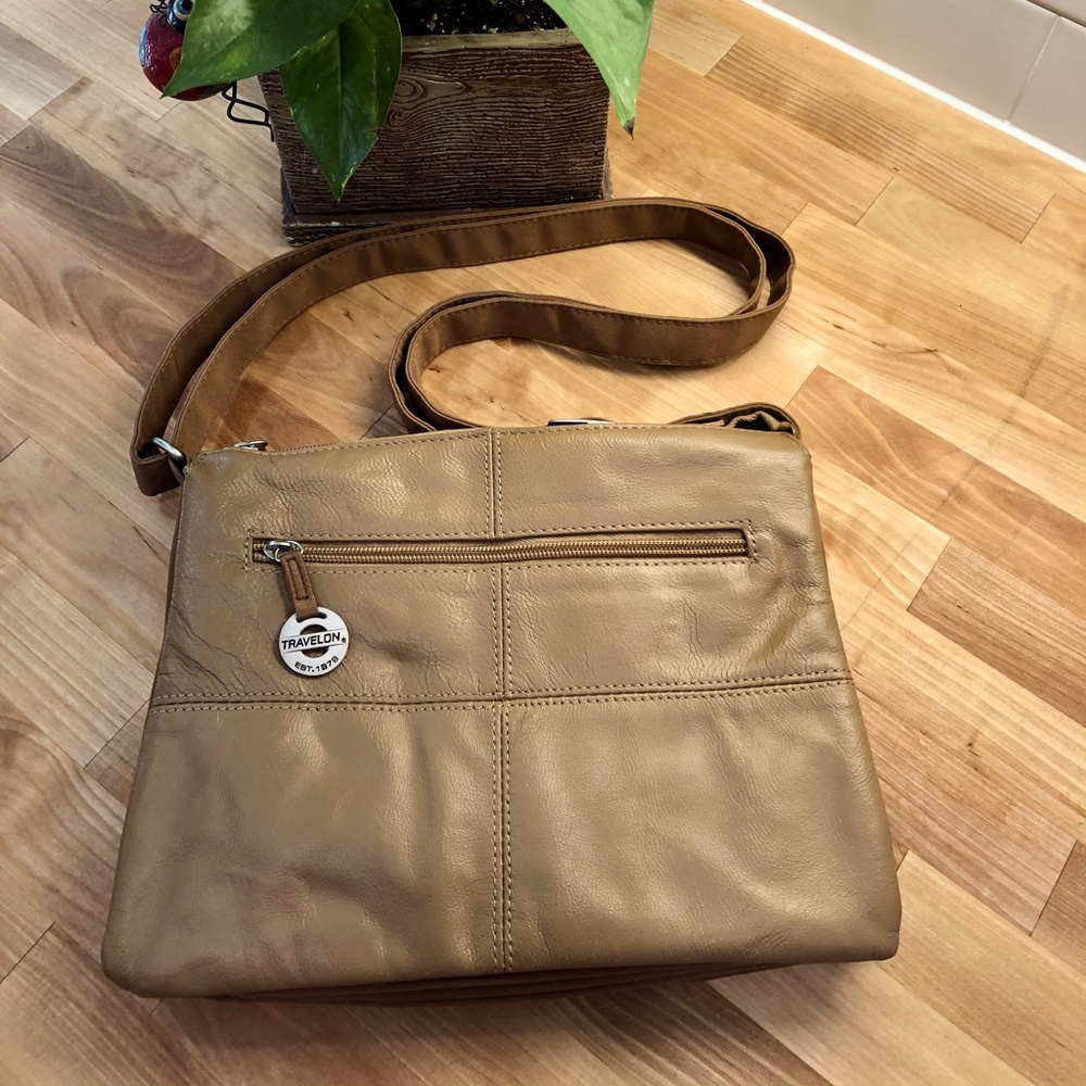 Travelon Anti Theft Tan Shoulder/Crossbody Bag